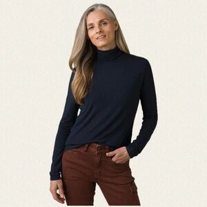 Prana Foundation Turtleneck